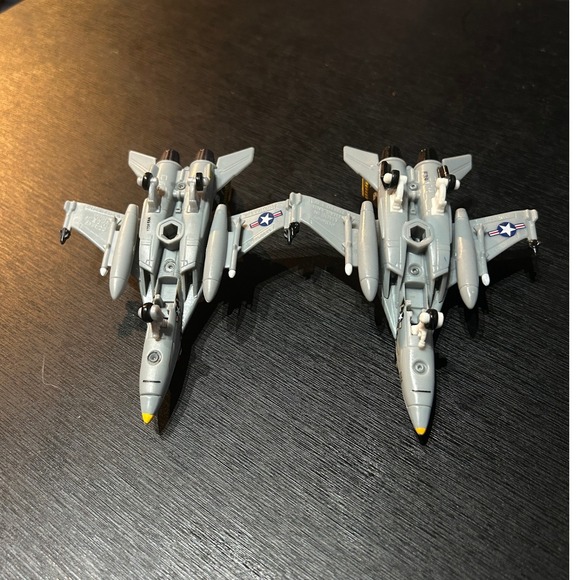 Disney Pixar Planes "Bravo" Fighter Jet • Mattel Die-Cast • 1:55 Scale - Picture 8 of 8